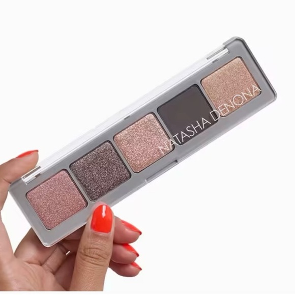 Rose & Wood Eyeshadow Palette - Picture 2 of 3